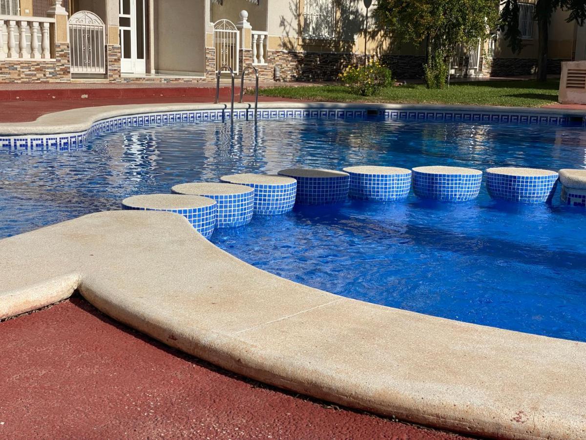 Homely Apartments Loft Torrevieja Kültér fotó